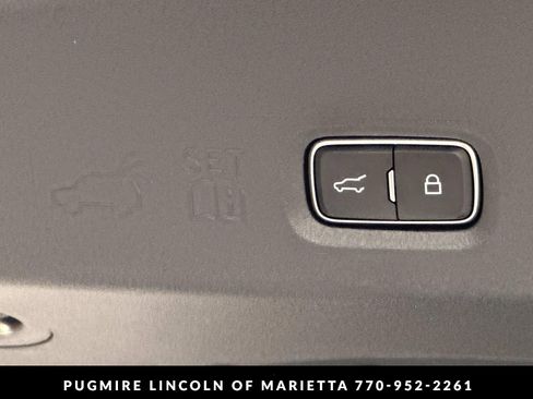 New 2026 Lincoln Navigator Reserve AWD/4WD image 20