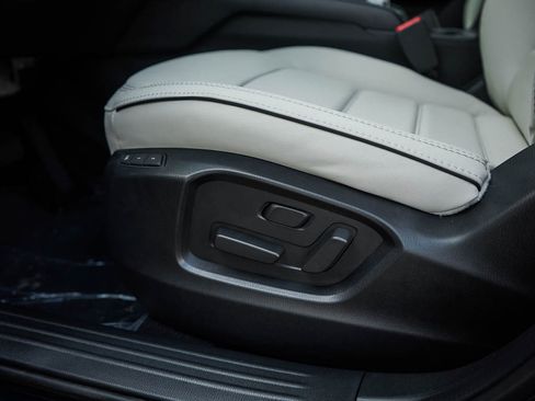 New 2025 MAZDA CX-5 AWD 2.5 S w/ Preferred Package image 19