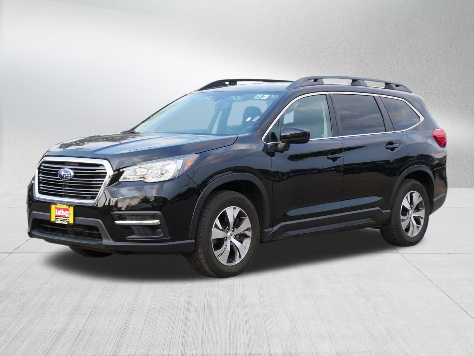 Used 2020 Subaru Ascent Premium w/ Convenience Package AWD/4WD image 3