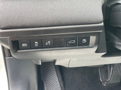 Used 2025 Toyota Camry LE FWD image 24