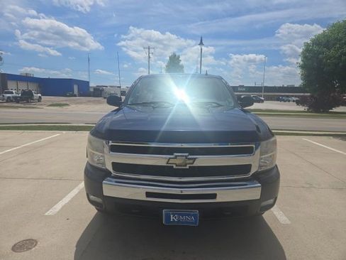 Used 2011 Chevrolet Silverado 1500 LT w/ All-Star Edition AWD/4WD image 5