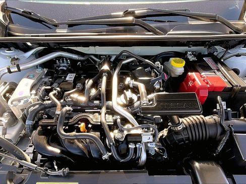 Used 2024 Nissan Sentra SR w/ SR Premium Package image 31