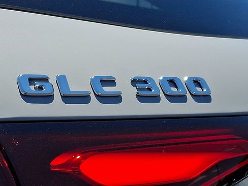 New 2026 Mercedes-Benz GLC 300 4MATIC image 21