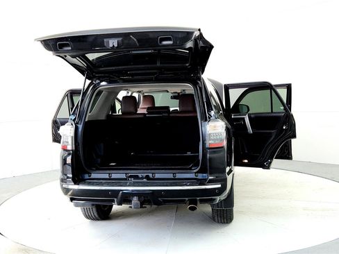 Certified 2018 Toyota 4Runner Limited image 11