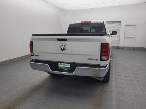 Used 2020 RAM 1500 Classic SLT AWD/4WD image 7
