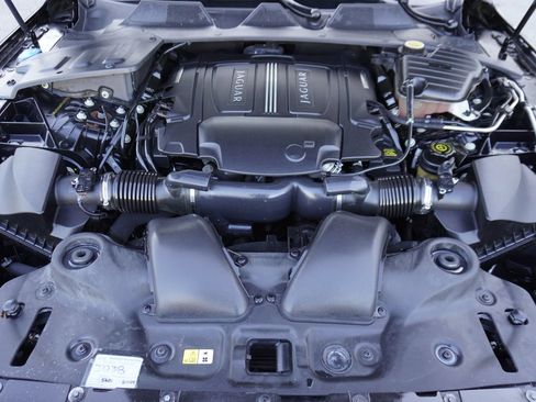 Used 2012 Jaguar XJ Supercharged RWD image 26