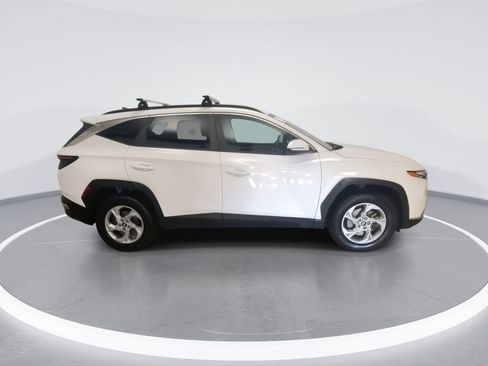 Used 2023 Hyundai Tucson SEL AWD/4WD image 2