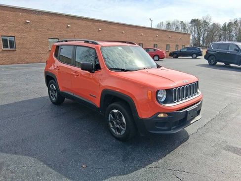 Used 2018 Jeep Renegade Sport w/ Power & Air Group AWD/4WD image 3