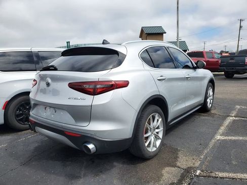 Used 2018 Alfa Romeo Stelvio Ti image 3