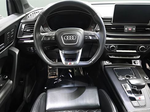 Used 2018 Audi SQ5 Prestige image 11