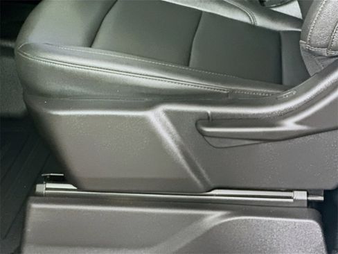 Used 2025 Chevrolet Silverado 2500 W/T w/ WT Convenience Package image 22