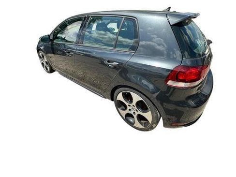 Used 2012 Volkswagen Golf 4-Door FWD image 3