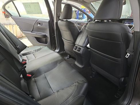 Used 2016 Honda Accord EX-L image 12