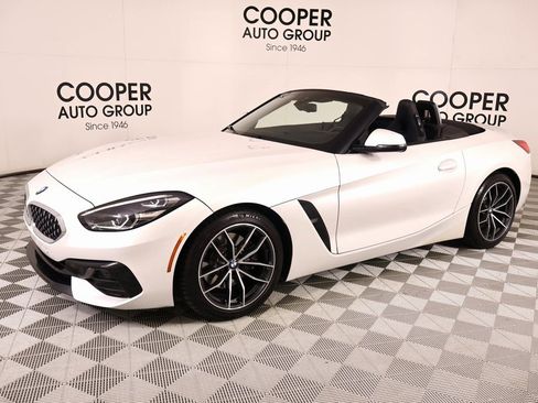 Used 2022 BMW Z4 sDrive30i image 11