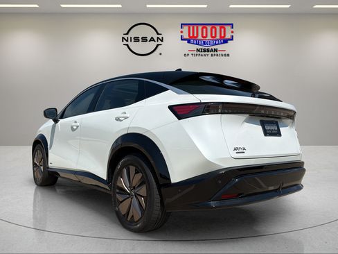 Certified 2023 Nissan Ariya FWD image 4