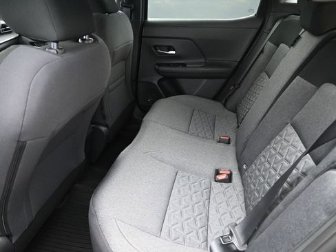 Used 2026 Nissan Kicks SV image 12