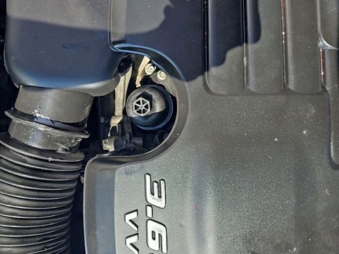 Used 2021 Chrysler 300 S image 12