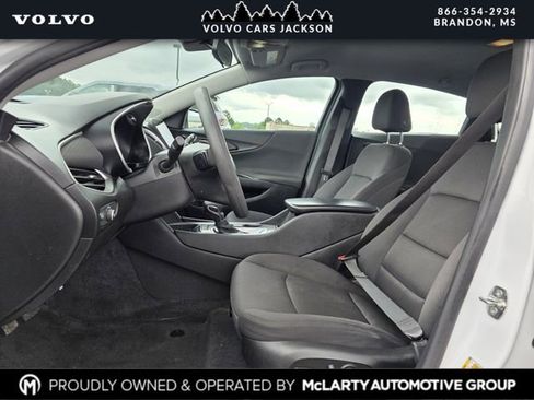 Used 2022 Chevrolet Malibu LS w/ Driver Confidence Package II FWD image 12
