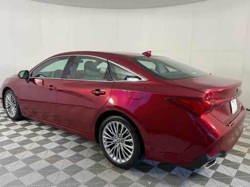 Used 2022 Toyota Avalon Limited w/ Advanced Safety Package image 4