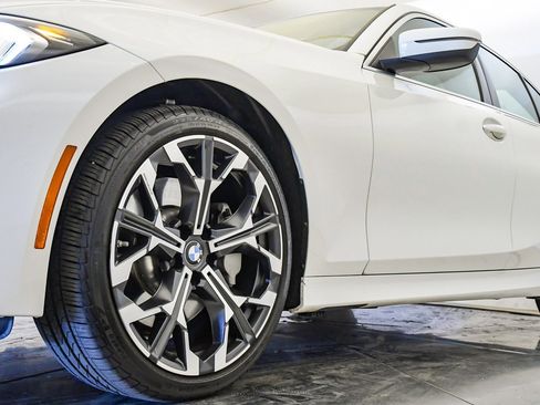 Used 2025 BMW 330i Sedan w/ Convenience Package image 10