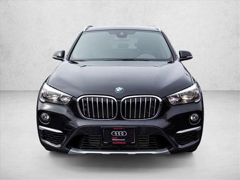 Used 2019 BMW X1 xDrive28i image 2