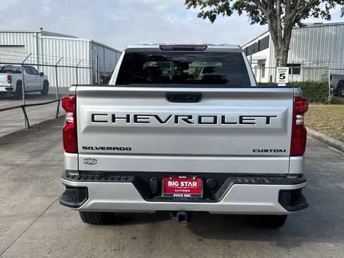 Used 2022 Chevrolet Silverado 1500 Custom w/ LPO, Dark Essentials Package image 10
