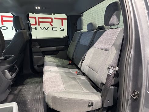 Used 2024 Ford F250 XLT w/ Black Appearance Package image 37