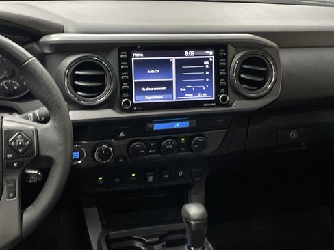 Used 2023 Toyota Tacoma TRD Sport image 31