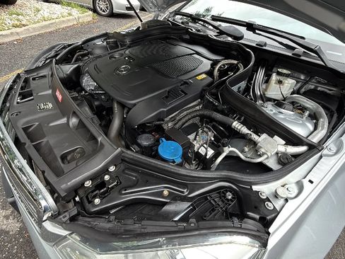 Used 2014 Mercedes-Benz C 300 4MATIC Sedan image 46