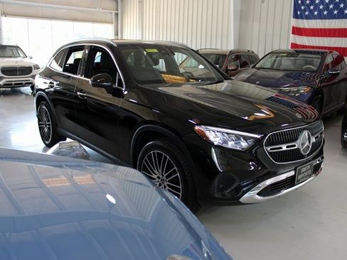 Used 2024 Mercedes-Benz GLC 300 image 42