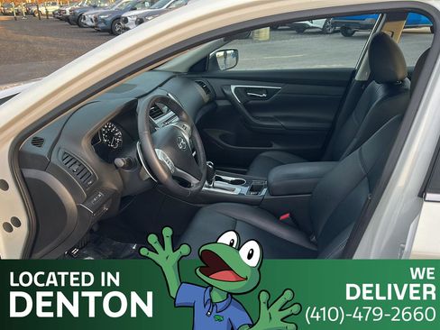 Used 2018 Nissan Altima 2.5 SR w/ SR Special Edition image 15
