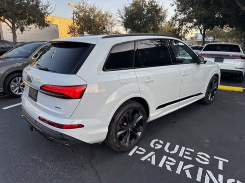 New 2026 Audi Q7 Premium Plus image 2