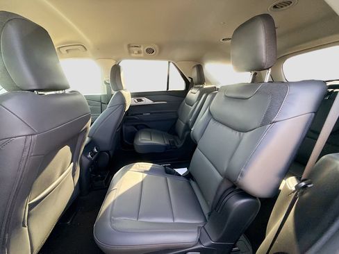 New 2026 Ford Explorer Active w/ Active Comfort Package RWD image 31