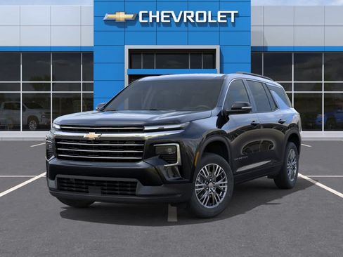 New 2026 Chevrolet Traverse LT w/ Driver Confidence Package FWD image 6