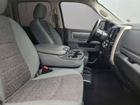 Used 2018 RAM 1500 Big Horn RWD image 21