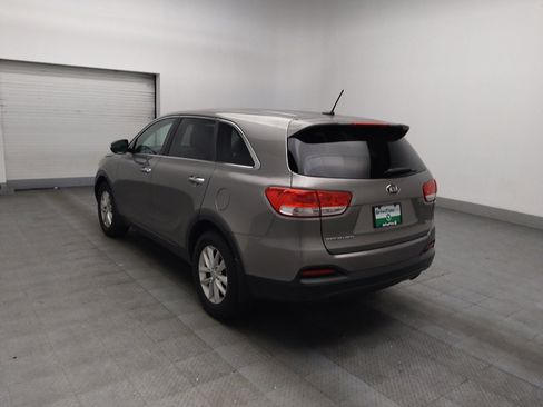 Used 2016 Kia Sorento L FWD image 5