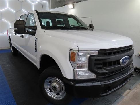 Used 2020 Ford F250 XL w/ Power Equipment Group image 6