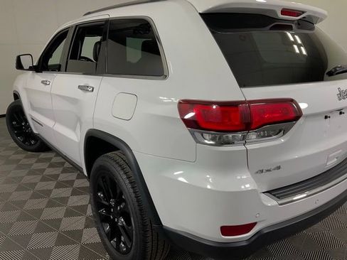 Used 2020 Jeep Grand Cherokee Limited w/ Luxury Group II image 35
