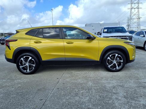 Used 2025 Chevrolet Trax RS w/ Sunroof Package image 26