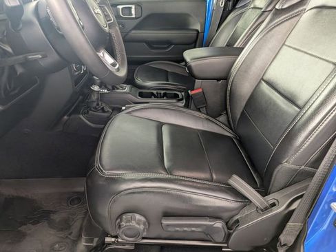 Certified 2023 Jeep Gladiator Overland image 12