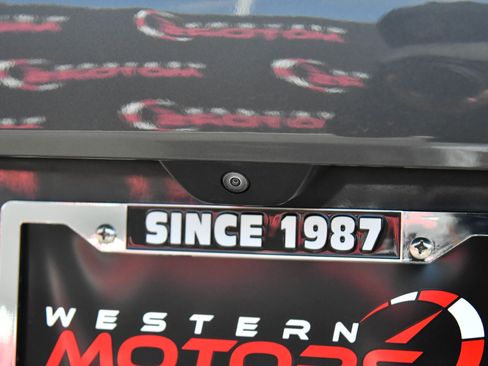 Used 2023 Jeep Grand Cherokee 4WD 4xe image 45