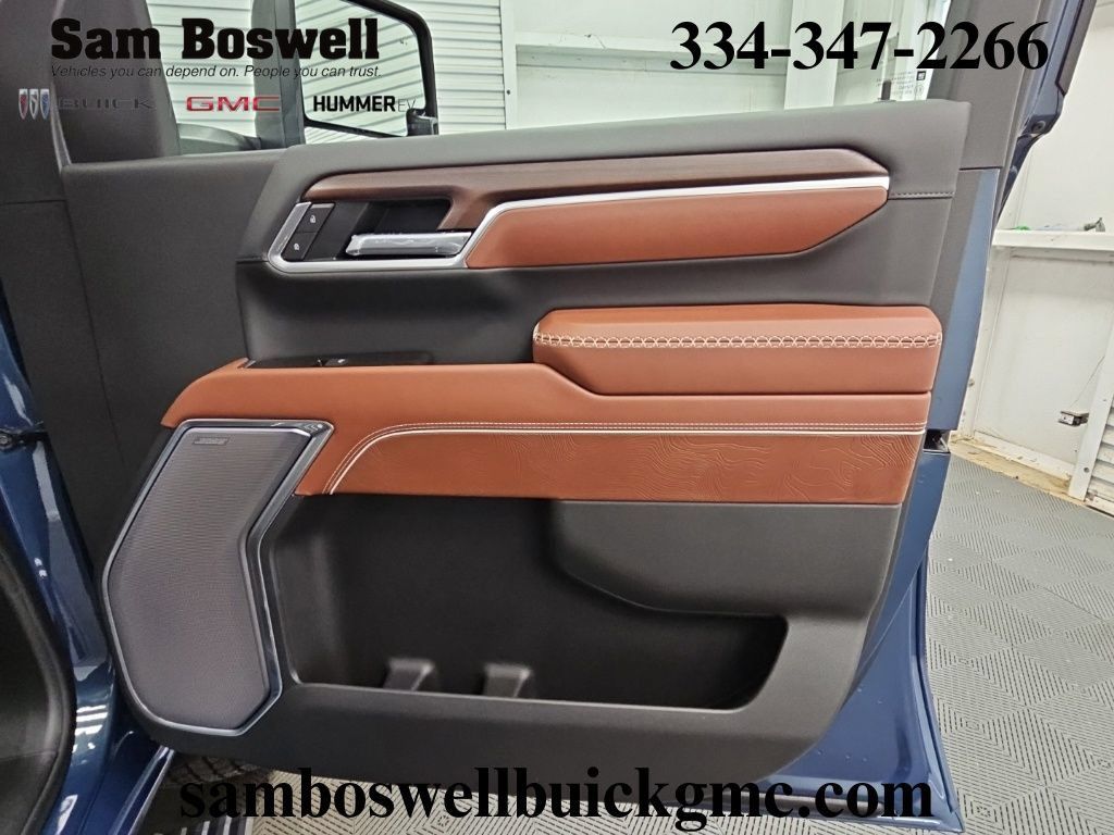New 2026 GMC Sierra 2500 Denali Ultimate w/ LPO, Black Badging Package AWD/4WD image 40