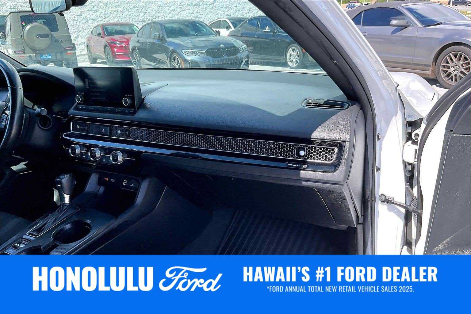 Used 2023 Honda Civic Sport image 23