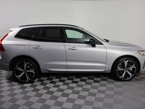 Used 2023 Volvo XC60 B6 Ultimate w/ Protection Package Premier AWD/4WD image 9