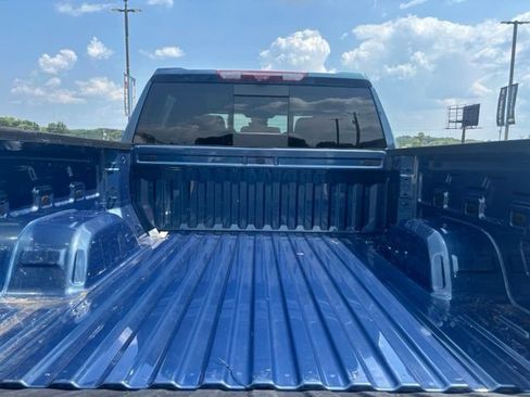 Used 2024 Chevrolet Silverado 1500 LTZ w/ Technology Package AWD/4WD image 10