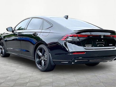 Used 2024 Honda Accord Sport image 5