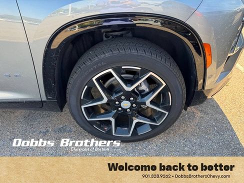Used 2025 Chevrolet Traverse High Country FWD image 10