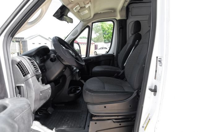 Used 2023 RAM ProMaster 2500 FWD image 4