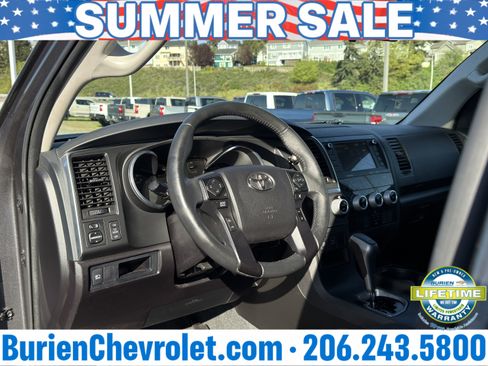 Used 2022 Toyota Sequoia TRD Sport AWD/4WD image 12