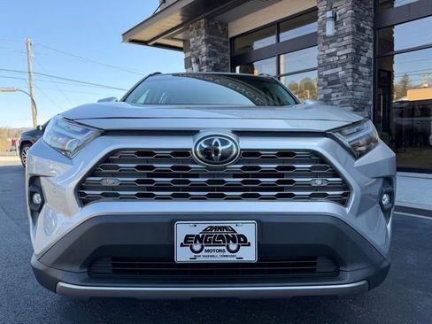 Used 2022 Toyota RAV4 Limited image 3